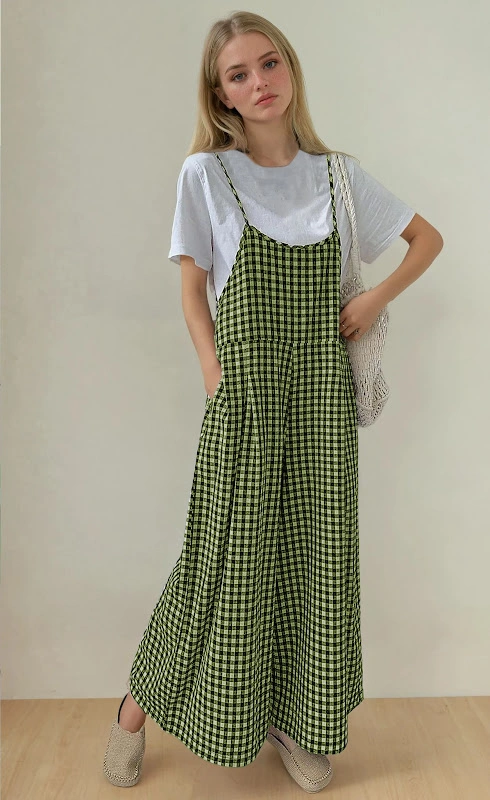 Kate Overalls PDF sewing pattern: ring-strap wide dungarees, back view