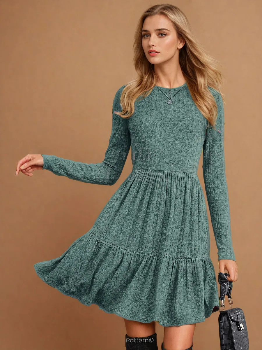 Luna Dress PDF sewing pattern: tiered knit day dress, back view